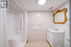 1333 WINDERMERE | Windsor Ontario | Slide Image Thirteen