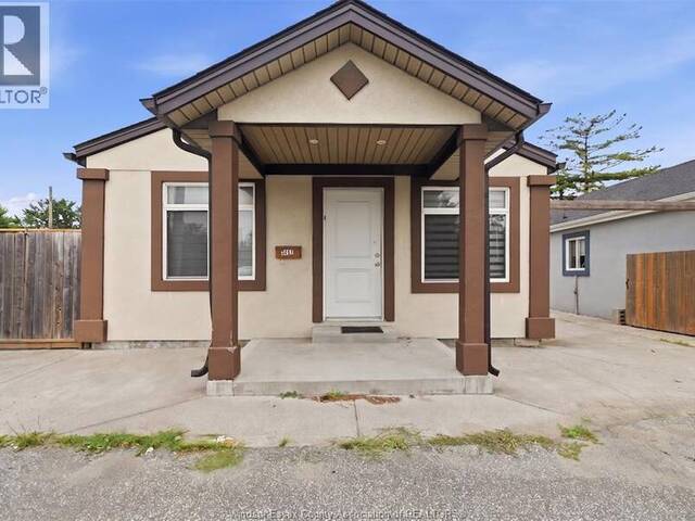 3457 WALKER ROAD Windsor Ontario, N8W 3S2 - 3 Bedrooms Home For Sale
