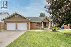 54 SHAWNEE COURT | Leamington Ontario | Slide Image Five