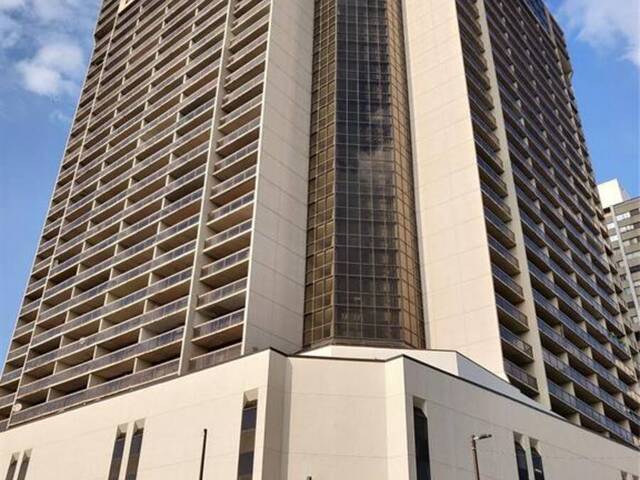 150 Park Unit# 2315 Windsor Ontario, N9A 7A2 - 1 Bedroom Condo For Sale