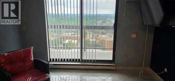 150 Park Unit# 2315 | Windsor Ontario | Slide Image Thirteen