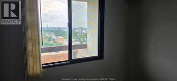 150 Park Unit# 2315 | Windsor Ontario | Slide Image Sixteen