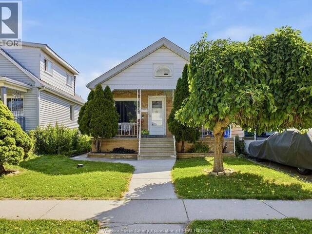 1172 MARION AVENUE Windsor Ontario, N9A 2J4 - 3 Bedrooms Home For Sale