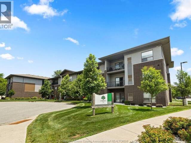 5840 NEWMAN Unit# 203 LaSalle Ontario, N9J 0E3 - 2 Bedrooms Condo For Sale