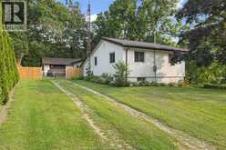 10 OAK STREET | Chatham-Kent Ontario | Slide Image Three