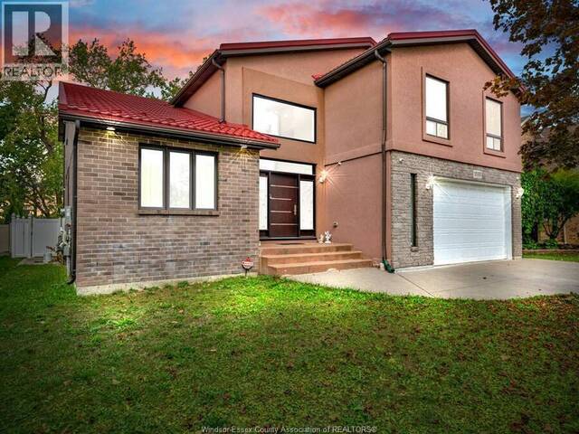 1098 STONEYBROOK CRESCENT Windsor Ontario, N9G 2Y3 - 6 Bedrooms Waterfront Home For sale
