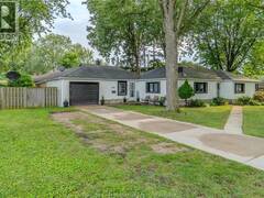 805 Roselawn DRIVE Windsor Ontario, N9E 1K7