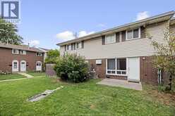 2755 MEADOWBROOK Unit# 11 | Windsor Ontario | Slide Image Twenty