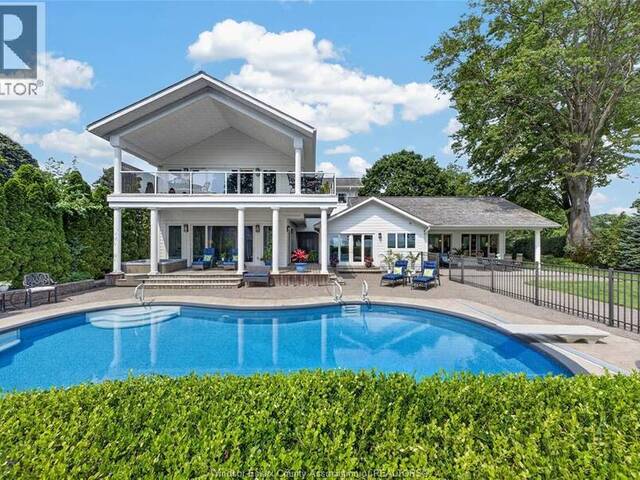 885 COUNTY RD 50 Essex Ontario, N0R 1G0 - 4 Bedrooms Waterfront Home For sale