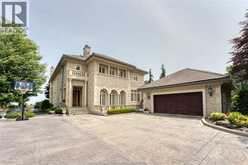 300 Elmgrove DRIVE | Windsor Ontario | Slide Image Three