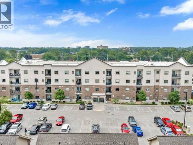 8475 WYANDOTTE STREET East Unit# 402 Windsor Ontario, N8S 0A5 - 2 Bedrooms Condo For Sale