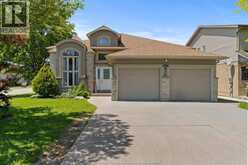 4697 HELSINKI CRESCENT | Windsor Ontario | Slide Image One
