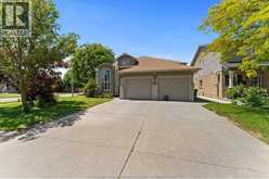 4697 HELSINKI CRESCENT | Windsor Ontario | Slide Image Three
