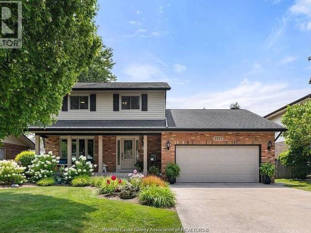 2137 EDGEMORE AVENUE LaSalle Ontario, N9H 2K1 - 4 Bedrooms Home For Sale
