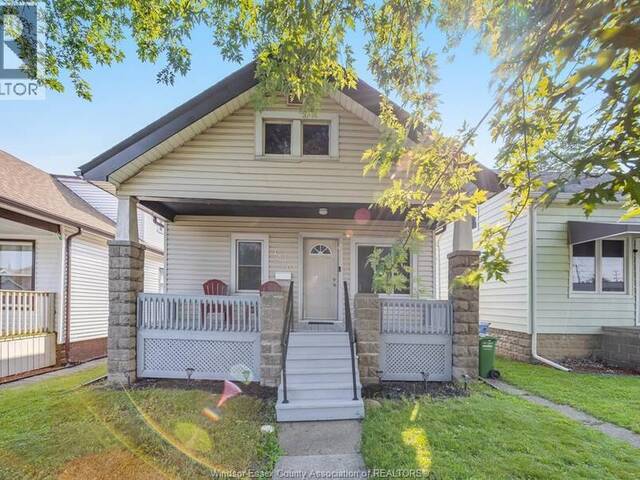 1560 LILLIAN AVENUE Windsor Ontario, N8X 4A8 - 3 Bedrooms Home For Sale
