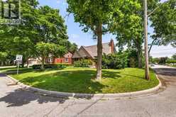2594 BUCKINGHAM | Windsor Ontario | Slide Image Two