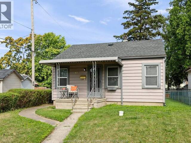 3672 Girardot Windsor Ontario, N9C 1W5 - 2 Bedrooms Home For Sale