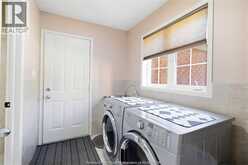 936 NORTH TALBOT ROAD | Windsor Ontario | Slide Image Ten