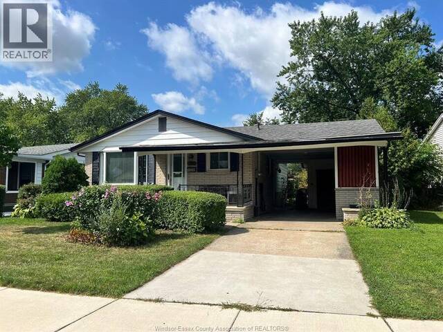 2729 RIVARD AVENUE Windsor Ontario, N8T 2H6 - 4 Bedrooms Home For Sale