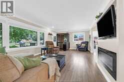 22 DANFORTH | Leamington Ontario | Slide Image Eight