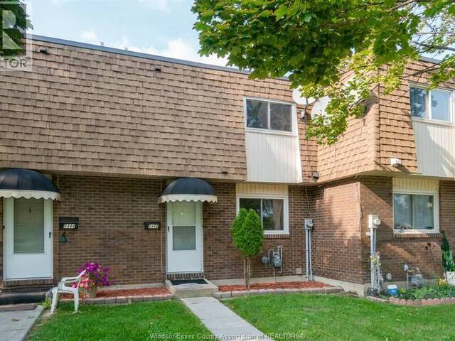 5446 LASSALINE Unit# 47 Windsor Ontario, N8T 1A8 - 3 Bedrooms Condo For Sale