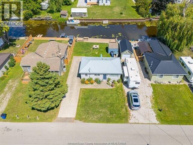 89 BROCK STREET Chatham-Kent Ontario, N0P 1A0 - 2 Bedrooms Waterfront Home For sale