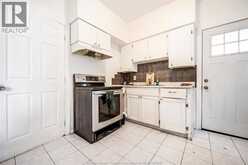 756 BRANT STREET | Windsor Ontario | Slide Image Twelve