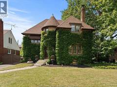 1965 ROSSINI BOULEVARD Windsor Ontario, N8N 4P6