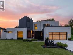152 GRANDVIEW AVENUE Kingsville Ontario, N9Y 0C8