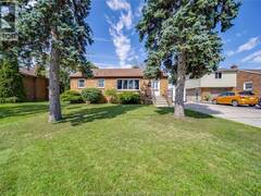 557 VICTORY LaSalle Ontario, N9J 1V5