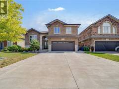 3072 TROUP CRESCENT Windsor Ontario, N8R 0A5