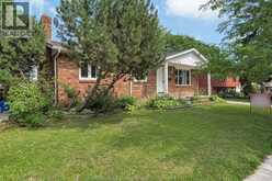 3150 FOREST GLADE | Windsor Ontario | Slide Image Four