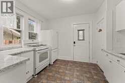 1215 LINCOLN ROAD | Windsor Ontario | Slide Image Ten