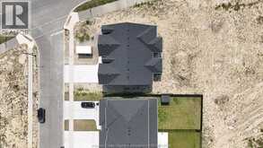 8004 MEO BOULEVARD | LaSalle Ontario | Slide Image Eight