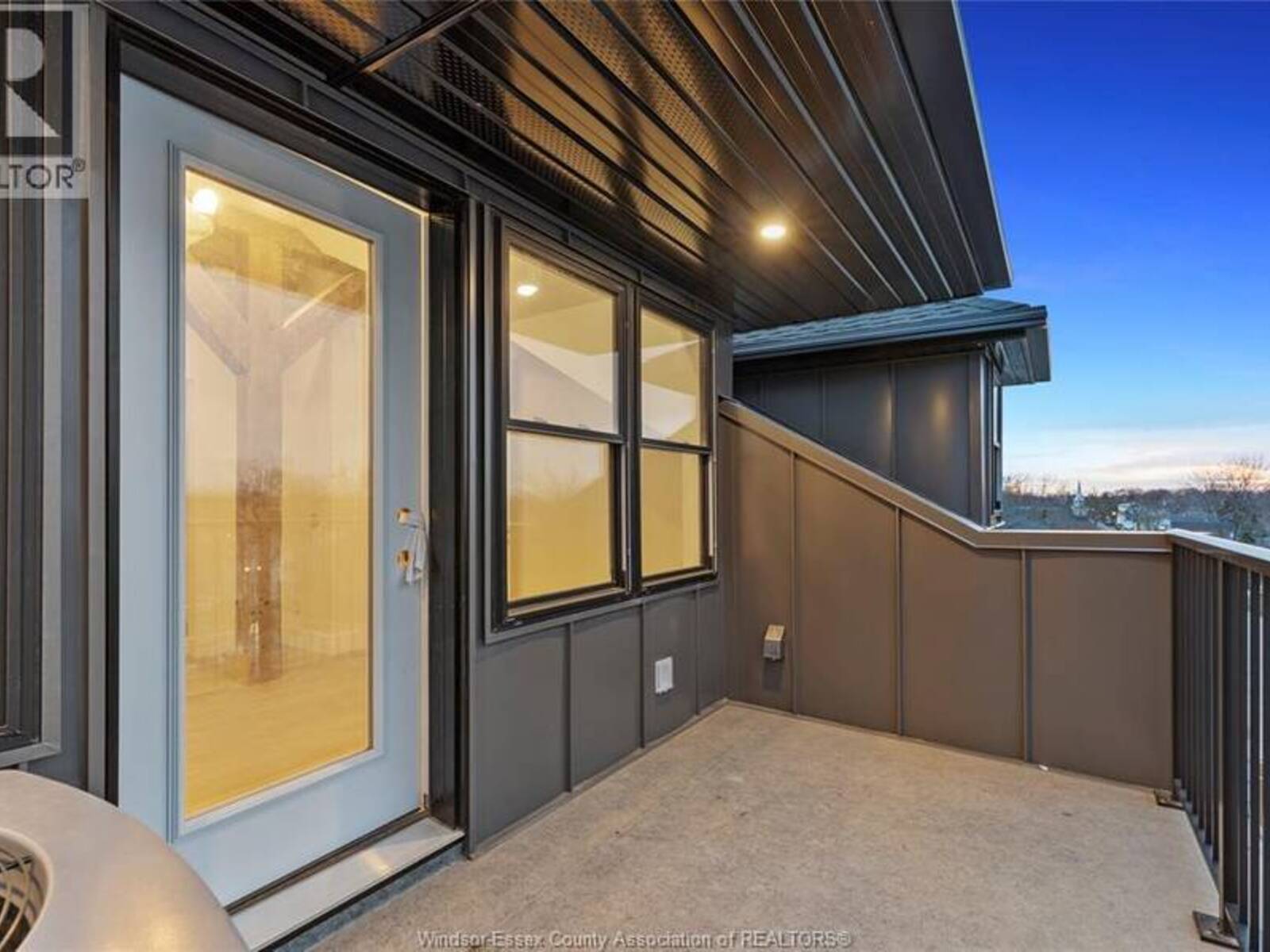 247 BROCK STREET Unit# 401, Amherstburg, Ontario N9V 2H4