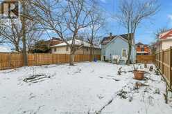 547 OAK | Windsor Ontario | Slide Image Thirteen
