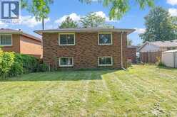 3003 REGIS AVENUE | Windsor Ontario | Slide Image Thirteen