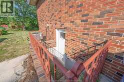 3003 REGIS AVENUE | Windsor Ontario | Slide Image Nine