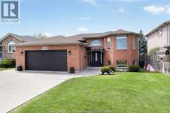 4205 BARTON CRESCENT | Windsor Ontario | Slide Image Three