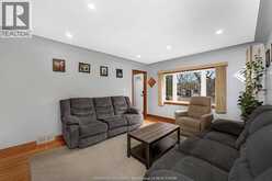 616 DUCHARME STREET | Windsor Ontario | Slide Image Ten