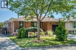 2954 RUSHTON | Windsor Ontario | Slide Image One