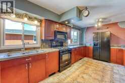 2954 RUSHTON | Windsor Ontario | Slide Image Eight