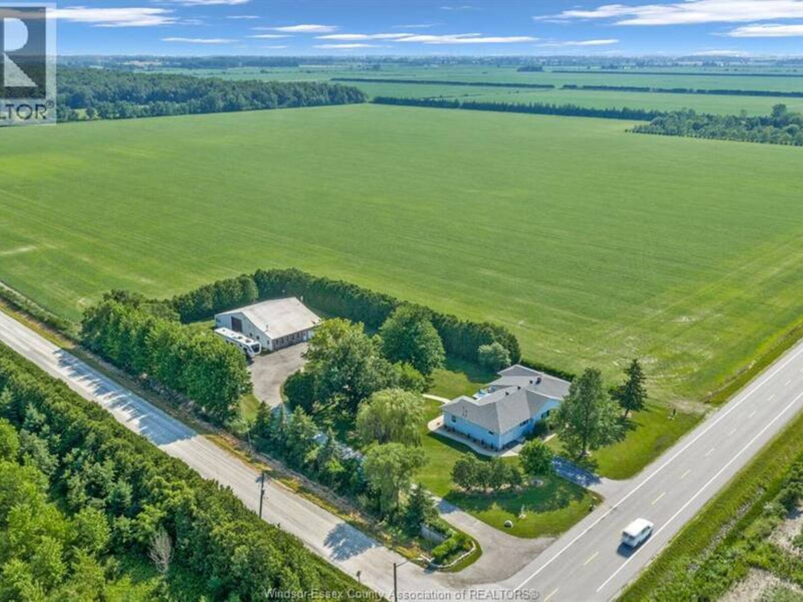 7695 County Rd 18, Essex, Ontario N0R 1B0