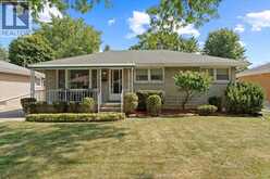 1280 Parkview AVENUE | Windsor Ontario | Slide Image Thirty