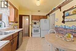 1280 Parkview AVENUE | Windsor Ontario | Slide Image Nine