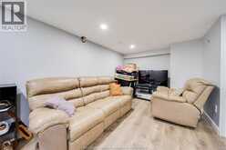 956 HOMEDALE BOULEVARD | Windsor Ontario | Slide Image Thirty-seven
