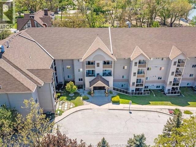 3000 SANDWICH STREET Unit# 309 Windsor Ontario, N9G 4C3 - 2 Bedrooms Waterfront Condo For Sale