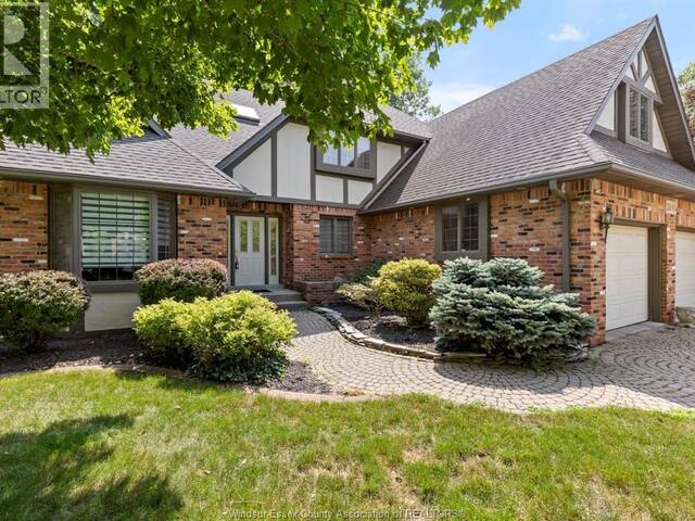 5940 OXLEY LaSalle Ontario, N9H 1N5 - 5 Bedrooms Home For Sale