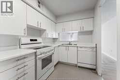75 RIVERSIDE DRIVE Unit# 906 | Windsor Ontario | Slide Image Seven