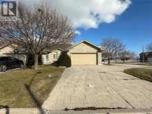 51 SANTOS DRIVE | Kingsville Ontario | Slide Image Three